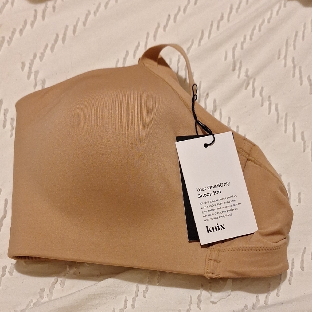 Knix Women's Nude Seamless Bra - Picture 3 of 3